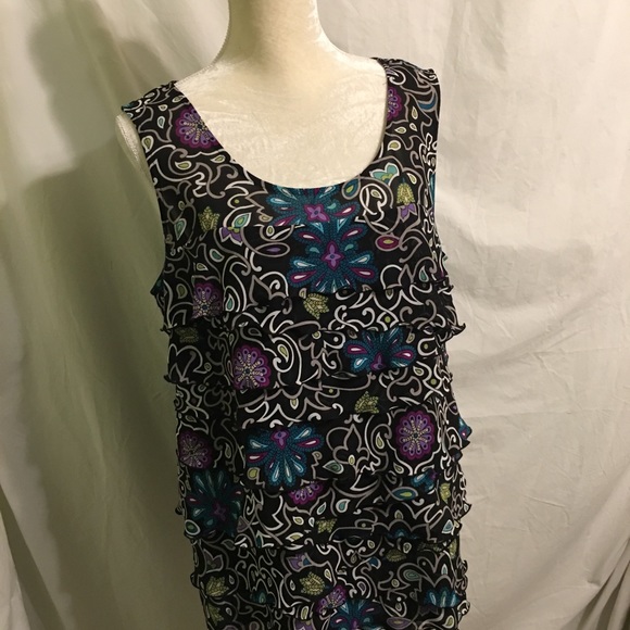 Top - Picture 2 of 6